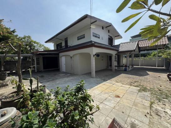 �ѧ�ͧ��ҧ �� Nuttapong