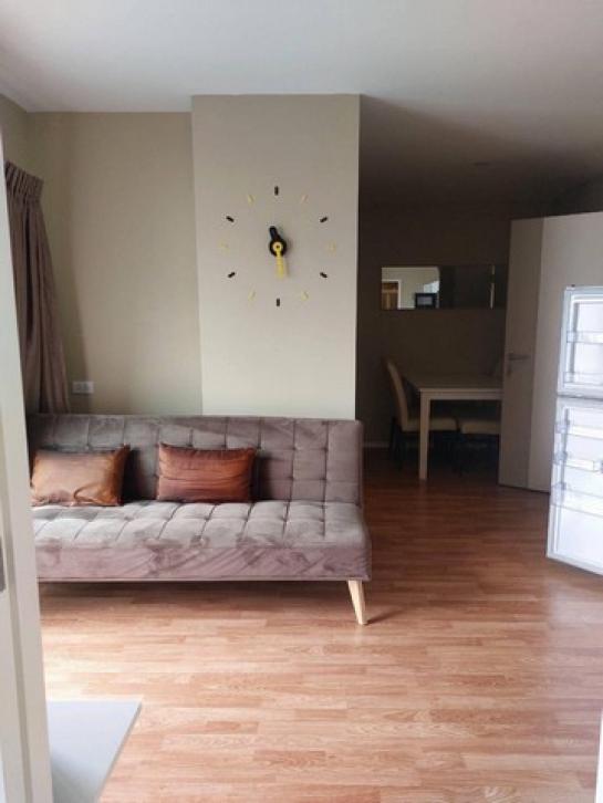 ��¤͹� 2,400,000 �ҷ