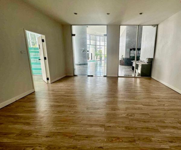 �ҧ�� �� Anutta thongdet