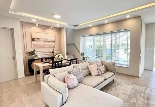 �ҧ�� �� Anutta thongdet