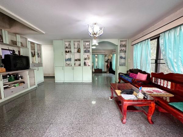 ���١�� �� Anutta thongdet