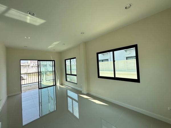 ���١�� �� Anutta thongdet