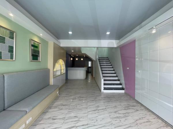 ขายอาคารพาณิชย์ 5,500,000 บาท ขายอาคารพาณิชย์ 5,500,000 บาท