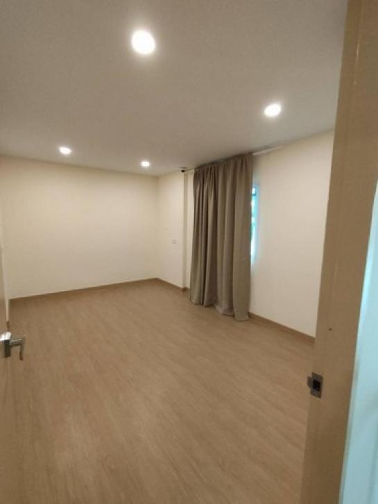 ��ҹ����ͧ��Ѻ�ҡ�� �ѧ�ͧ��ҧ