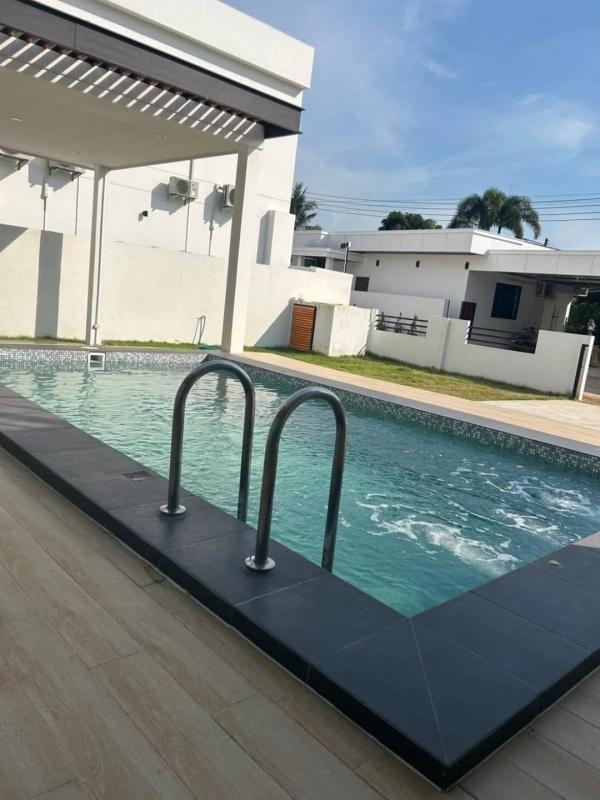 ��ҹ poolvilla