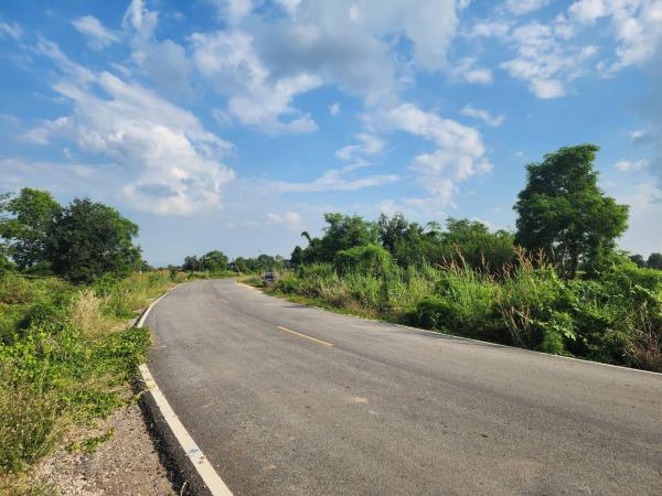 ที่ดิน 42 ไร่ ที่ดิน 42 ไร่