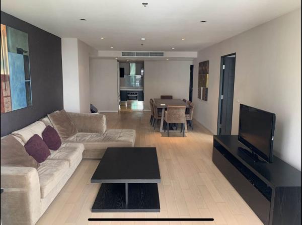 �͹��Ѳ�� �� Patkorn