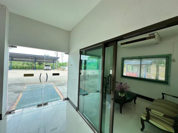 ������ �ç�ҹ�Ҵ������� �����ҹ�  ������ 200,000 �ҷ/��͹ �ç�ҹ��鹷�� 4 ���  �Ҵ�������