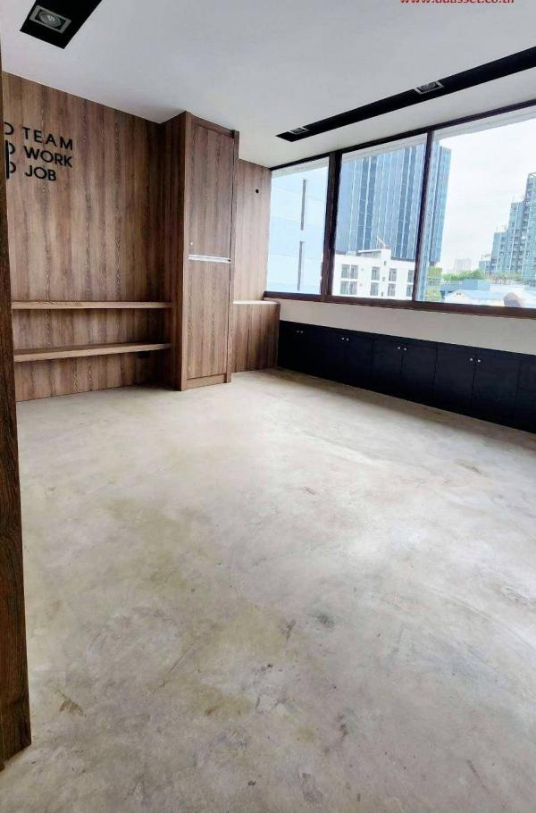 ��بѡ� �� Anutta thongdet