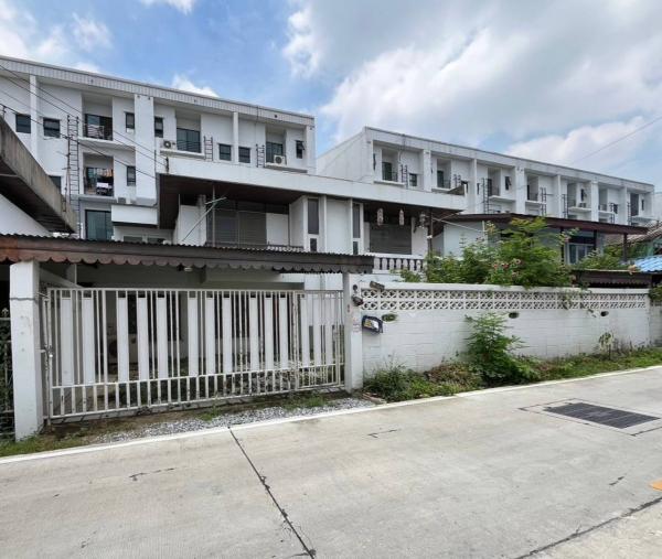 ��º�ҹ expressway