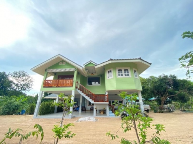 �ź��� �� A House property