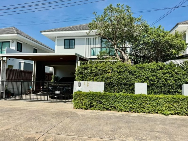 �ź��� �� A House property