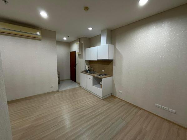 �͹� phaholyothin