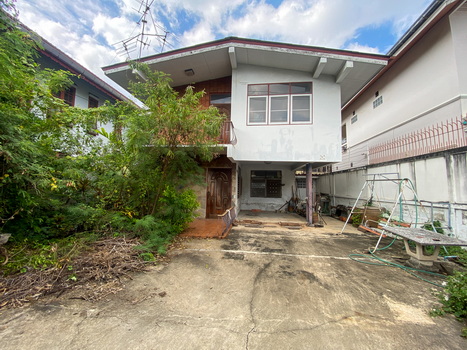 ���Թ sukhumvit