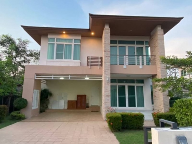 ���ͧ �� A House property