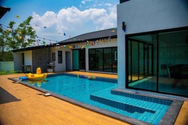 ����� �� onanong khumaphao