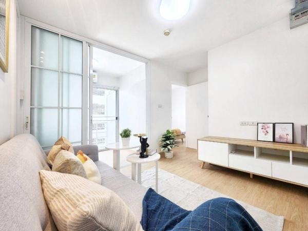 ��ا෾ �� All Living