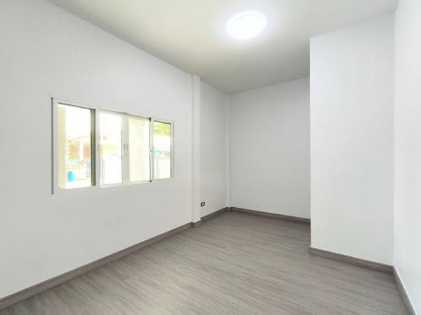 ��ҹ�ҧ��ǹ�ҭ������ɡ �չ����