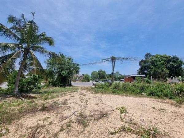 ���ͧ �� ahousepost9