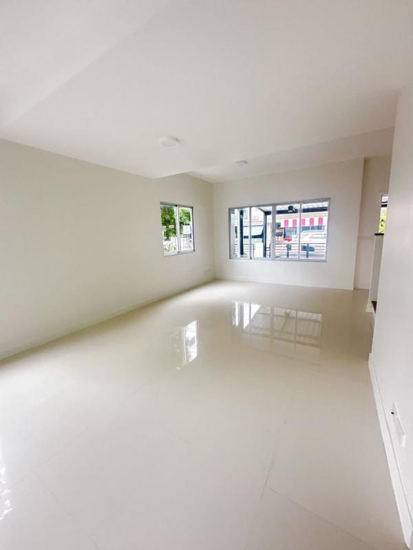 ��º�ҹ �չ���ա�ا෾