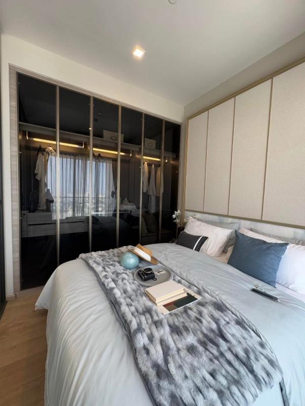 ��ا෾ �� All Living