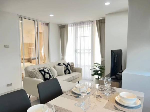 �͹� 52 ���ҧ��