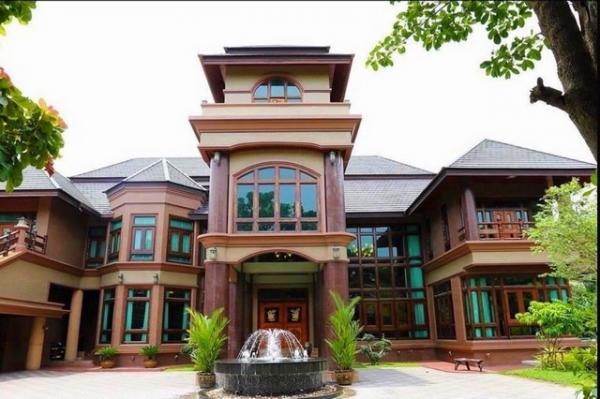 บ้าน 5 ห้องนอน บ้าน 5 ห้องนอน