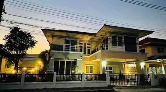 ���١�� �� Nuttapong