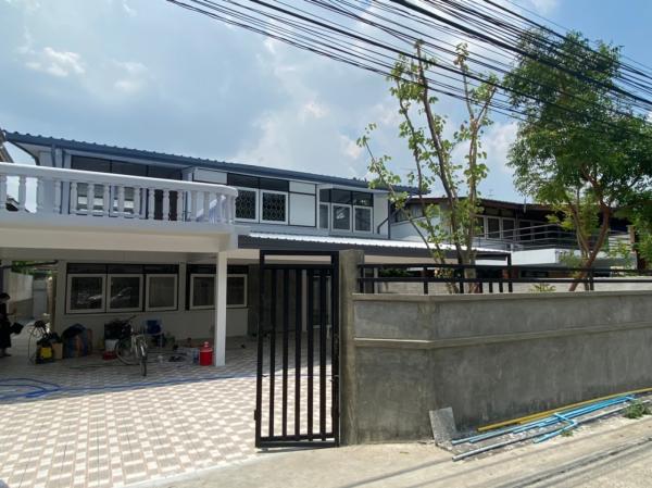 ��º�ҹ foodland