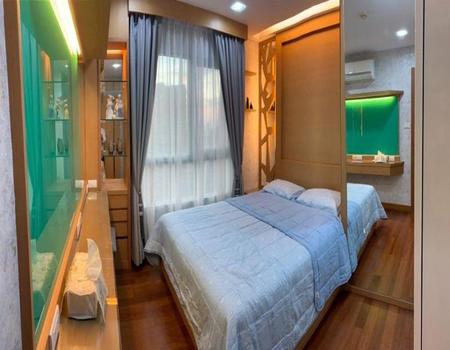 ������¢�ҧ �� incube