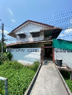 ;鹷