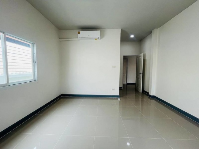 ��ҹ����Ƿ���� �ź���