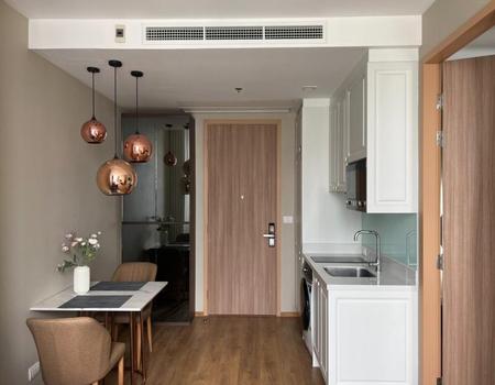 �͹�  �Ѳ��