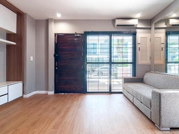 �ҧ�� �� All Living