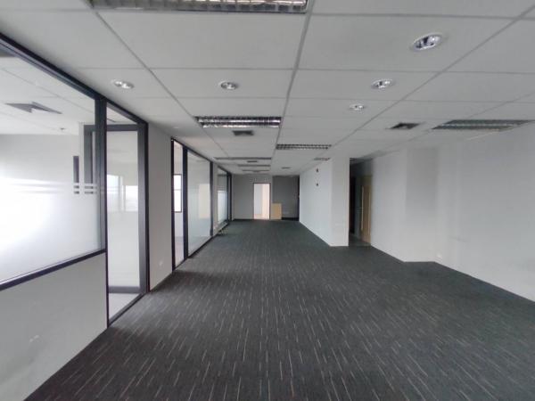สำนักงาน กรุงเทพ ที่จอดรถ สำนักงาน กรุงเทพ ที่จอดรถ