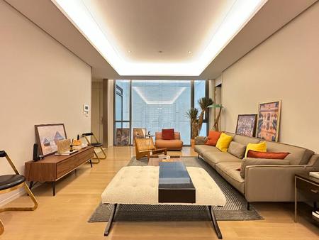 ��¤͹� 42 ���ҧ��