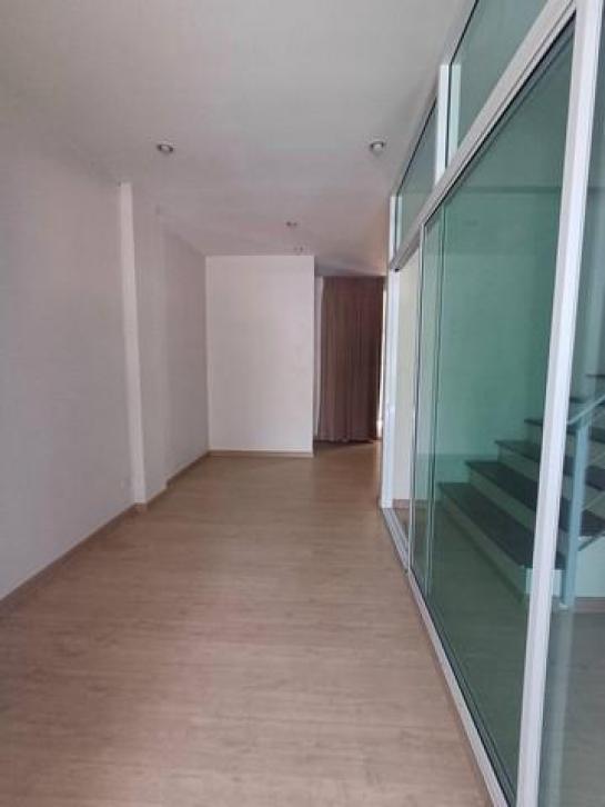 �ӹѡ�ҹ������¹����ѷ�� �ѹ�����