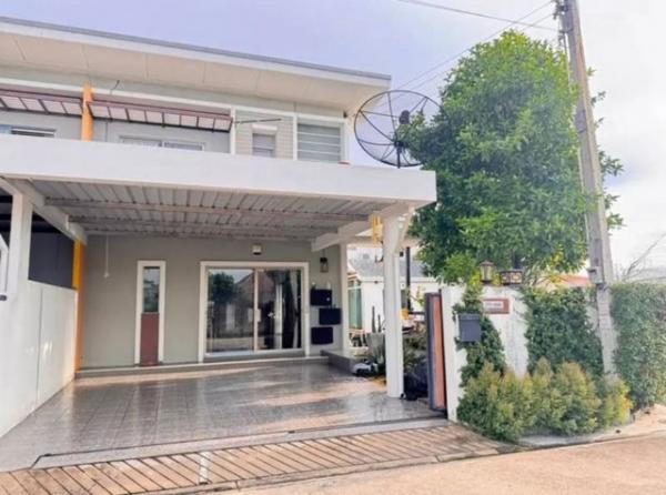 ���ͧ �� ahousepost9