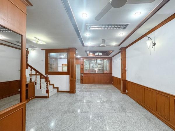 ��º�ҹ �ҧ�͡�˭��ا෾