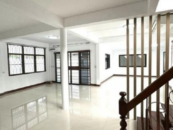 ��ҹ����ǡ�ا෾��ҹ�� ���¢�ҧ