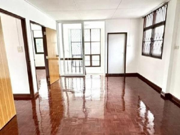 ��ҹ�������ǧ˹��1��͹ ���¢�ҧ