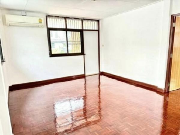 ��ҹ����Ƿҧ�͡���·ҧ ���¢�ҧ