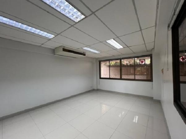 �ӹѡ�ҹ������ ���觪ѹ