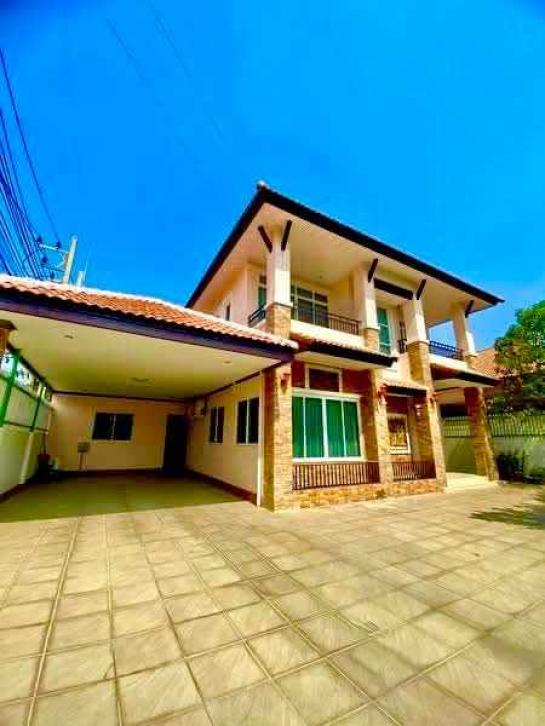 Pattaya dot Property