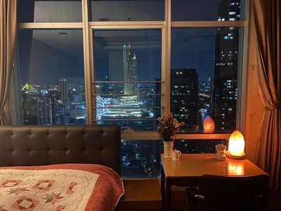 �͹�Sathorn 4 ��ͧ�͹