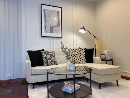 ���� �� incube