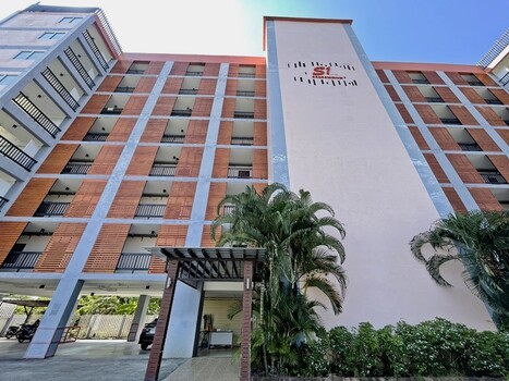 ���ͧ �� �Joybluehouse