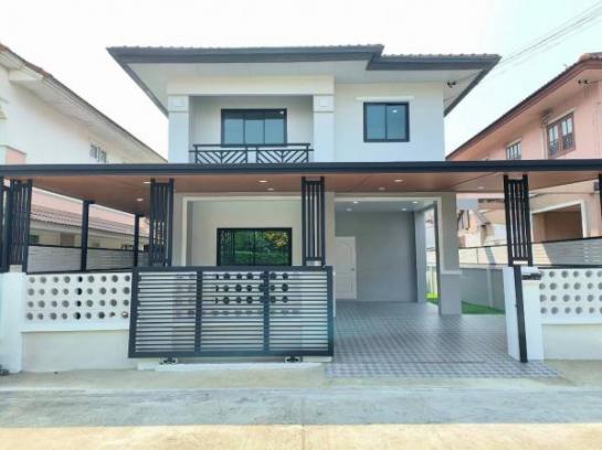 บ้าน ใกล้โรงพยาบาลนพรัตน์