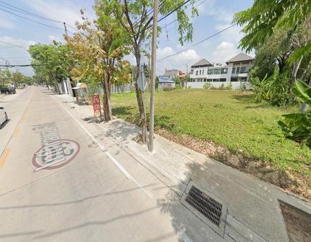 ขายที่ดิน กรุงเทพ