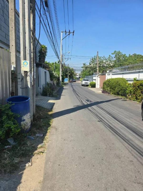 ���Թ sukhumvit